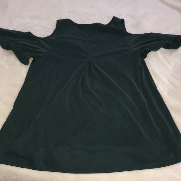 Cold shoulder top - Picture 3 of 4